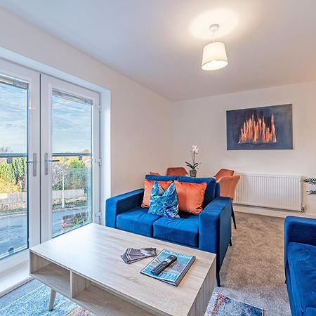 Gospel Heights Luxury Apartments With Parking Heswall Eksteriør bilde