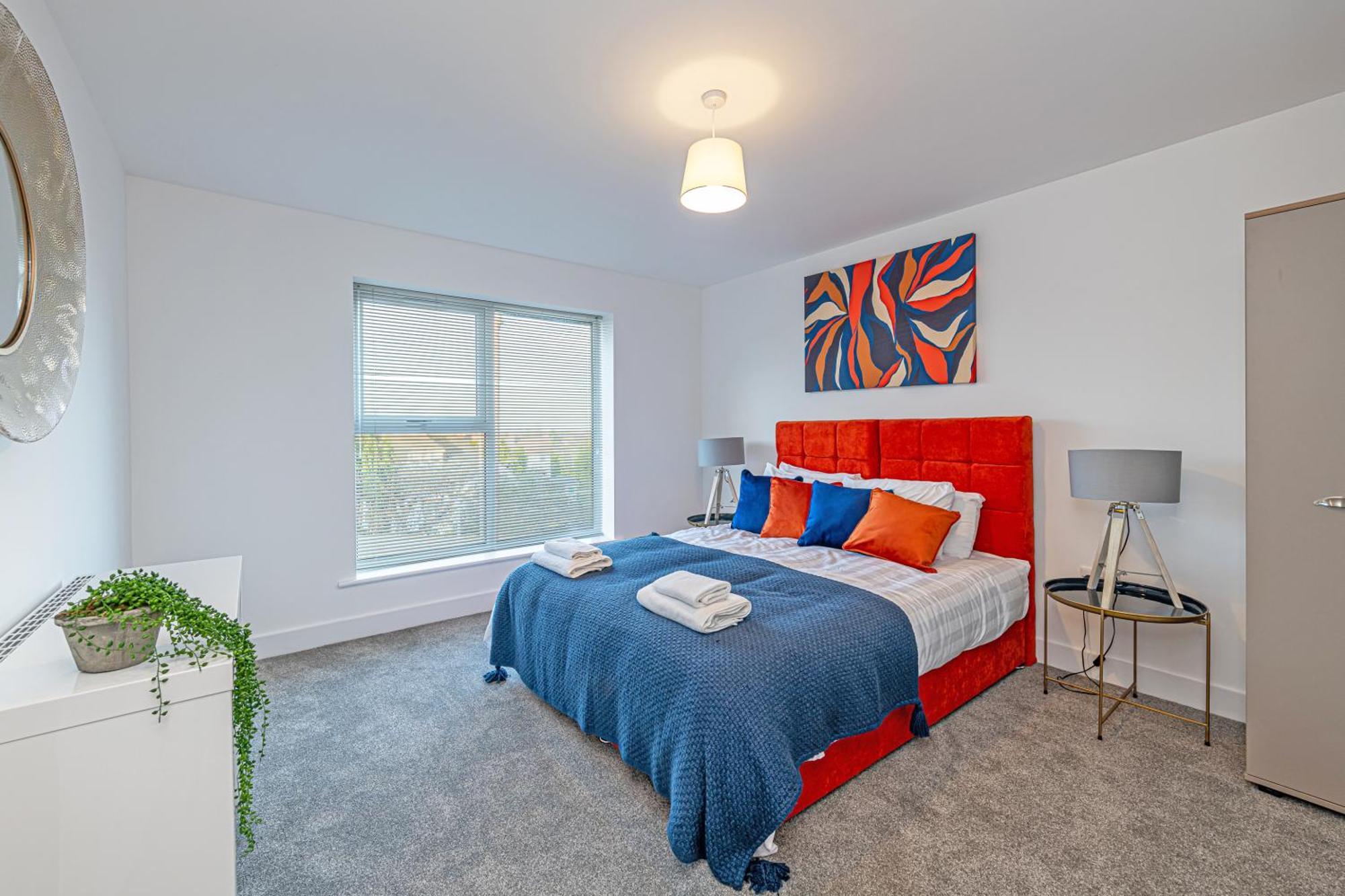 Gospel Heights Luxury Apartments With Parking Heswall Eksteriør bilde