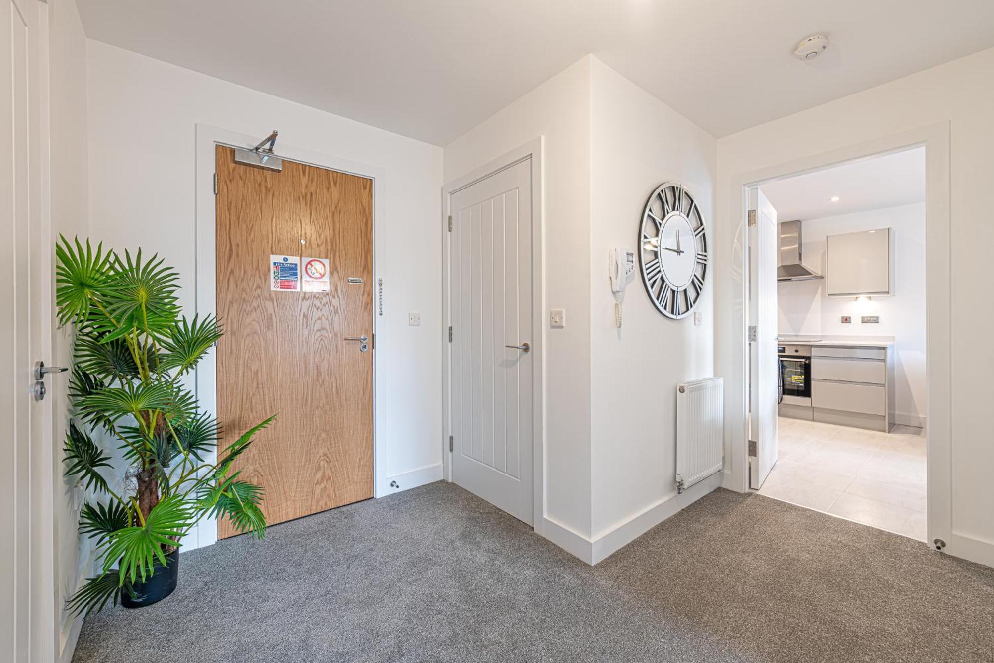 Gospel Heights Luxury Apartments With Parking Heswall Eksteriør bilde