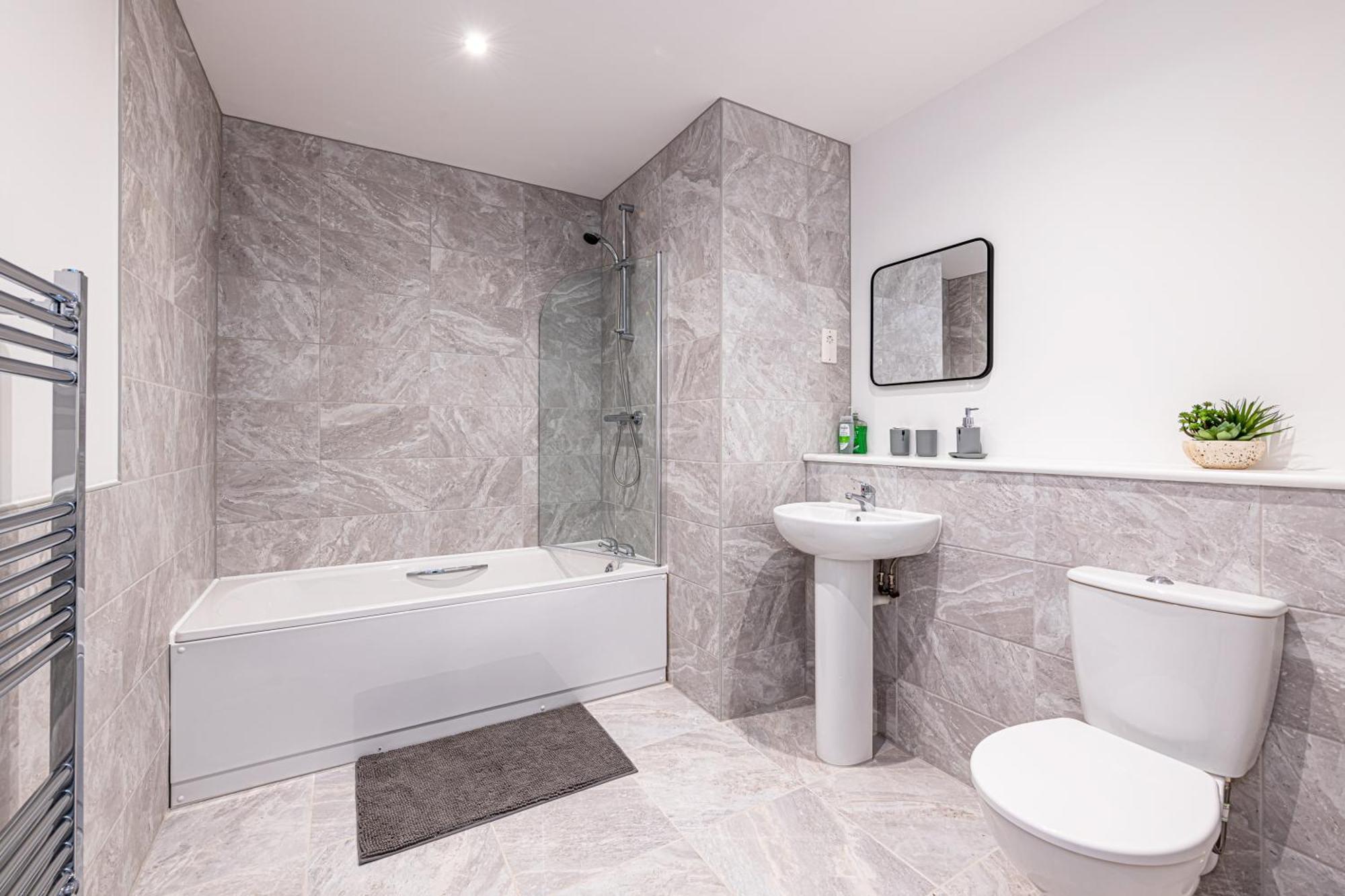 Gospel Heights Luxury Apartments With Parking Heswall Eksteriør bilde