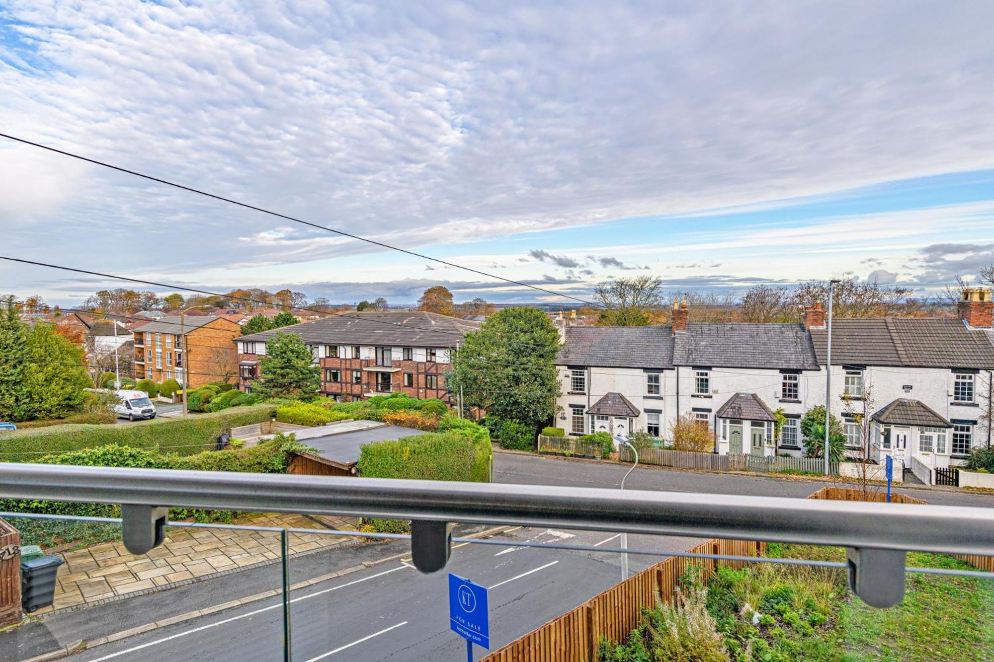 Gospel Heights Luxury Apartments With Parking Heswall Eksteriør bilde