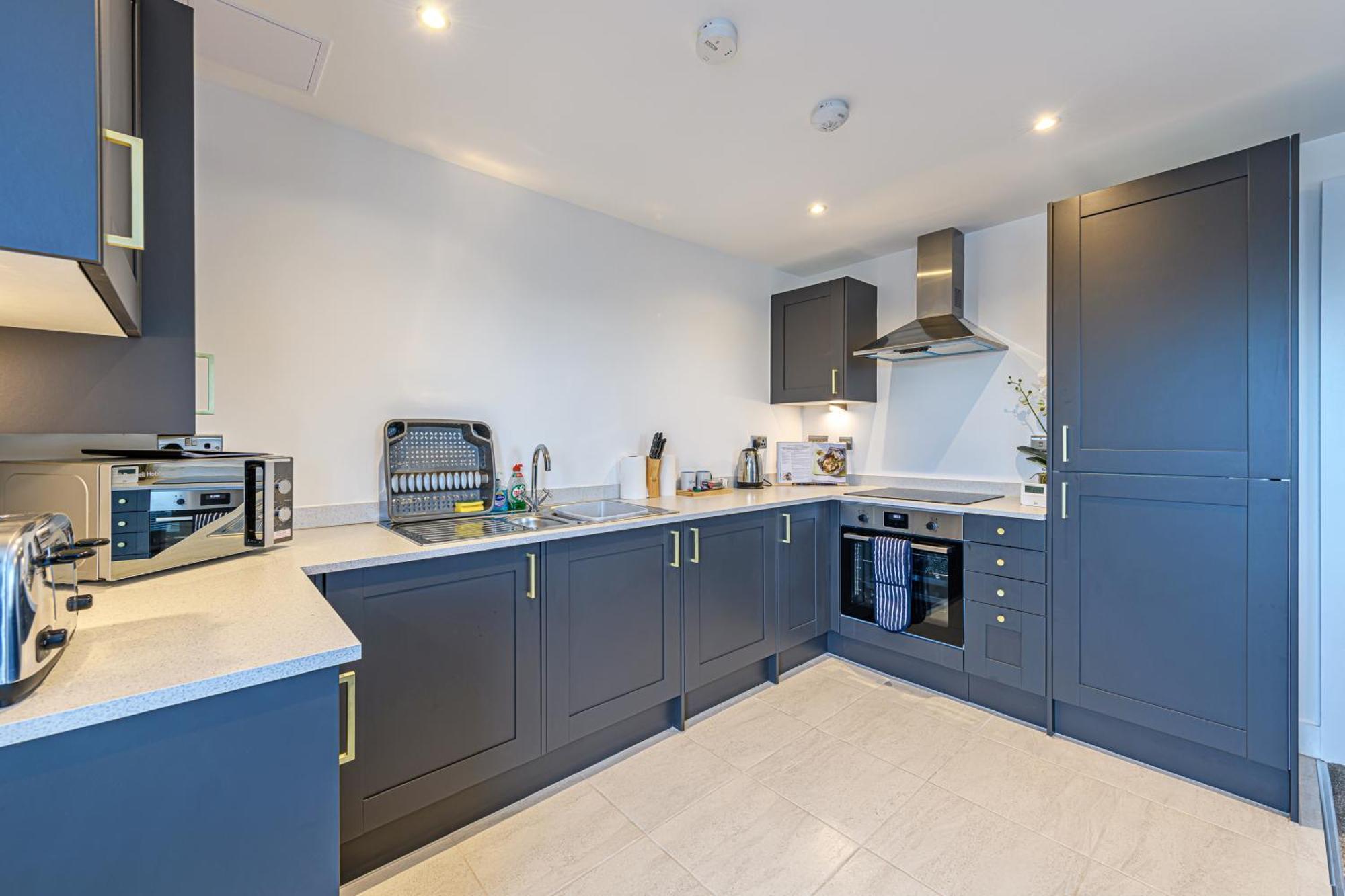 Gospel Heights Luxury Apartments With Parking Heswall Eksteriør bilde